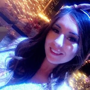 Meet your Posher, Jasmine